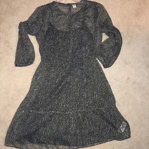 Black and white star pattern dress